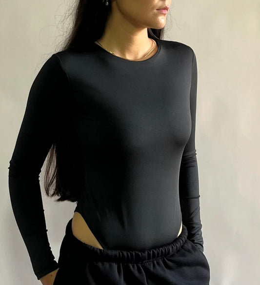 LONG SLEEVE ROUND NECK BODYSUIT